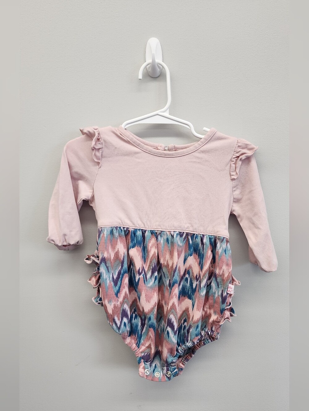 RuffleButts Baby Girl Pink Ikat Ruffle Bubble Romper 6-12M